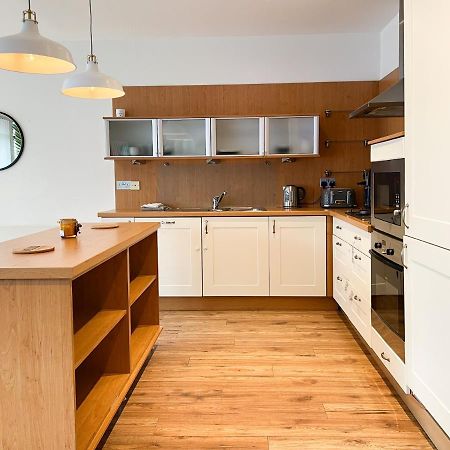 Lovely Two Bed Apartment In Finnieston Glasgow Exterior foto
